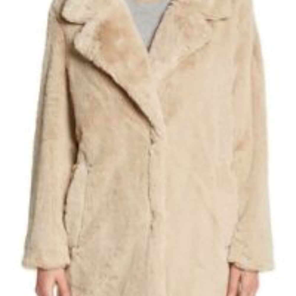 Lucky Brand Women’s Faux Fur Jacket in khaki size medium NWT